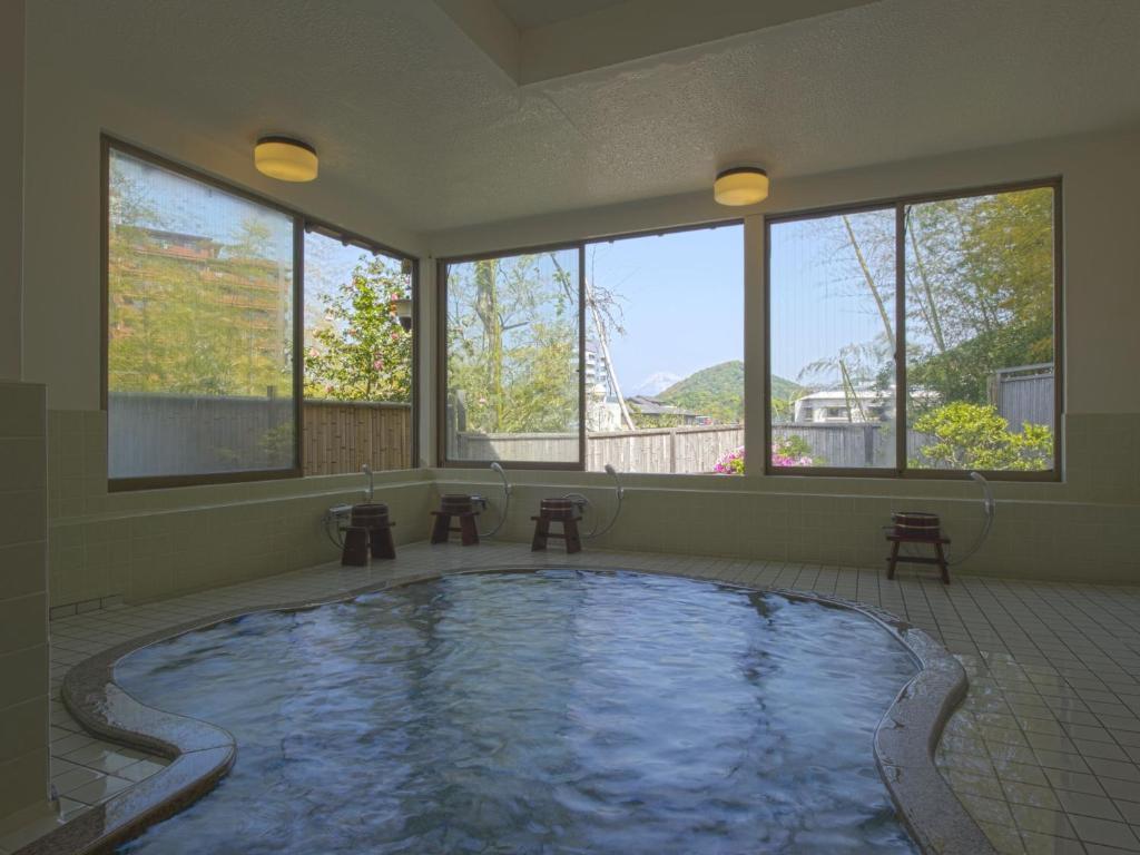 Hotel Nanzanso Izunokuni Kamer foto